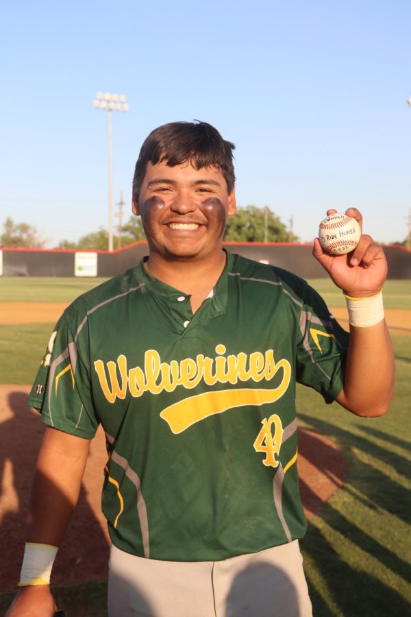 Xavyer Mosqueda and his out-of-the-park homer ball