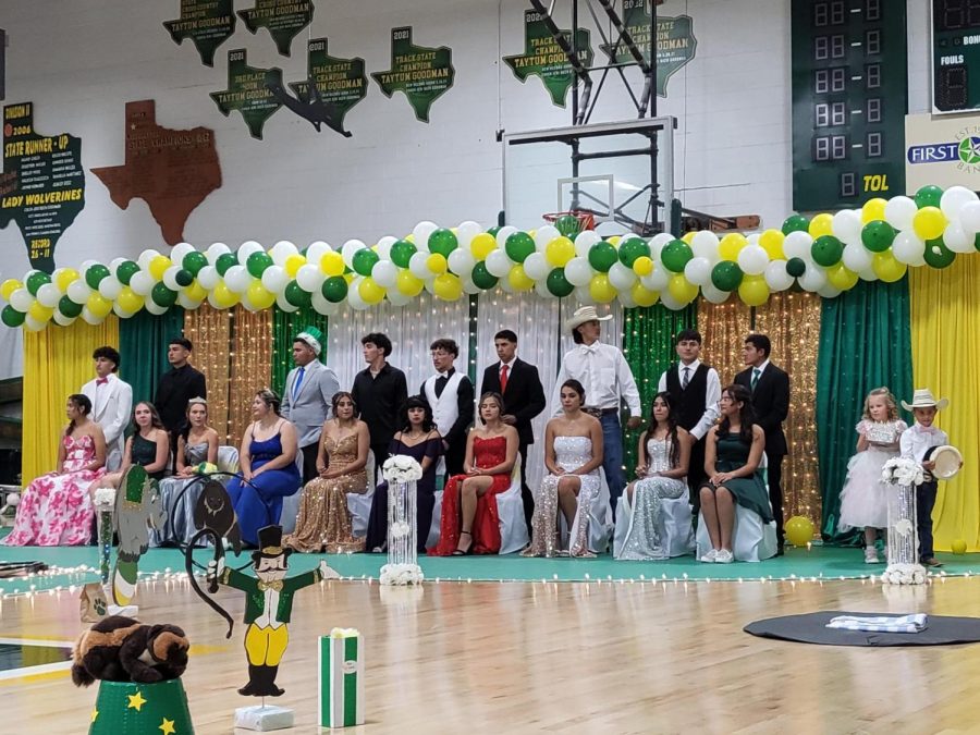All homecoming candidates in their seats at the homecoming pep rally. (Reading left to right and girls first then boy standing behind them): Freshmen Hannah Alvarez and Froylan Agundiz, Juniors Sydney Furr and JJ Jaramillo, Junior and Spirit Queen Taytum Goodman, Band Duke and Duchess junior Xavyer Mosqueda and senior Katie Clayton, seniors Halee Toscano and Jerry Gallegos, Abrie Escalante and Roel Fuentes, seniors Jenna Bridges and Alex Alvarez, seniors Annabelle Anchondo and Dereck Rosalez, sophomores Aryca Ibarra and Timothy Tovar, eighth graders Ennah Mosqueda and Bryan Longoria, and Carly and Gabriel Rosalez.